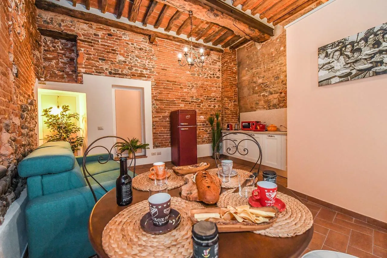 Micheli Suite Anfiteatro Square Lucca